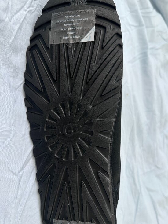 UGG - MEN\'S CLASSIC SLIP ON - BLACK (NEW W/ BOX) main image 6